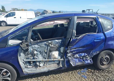 2009 Honda Fit from USA, damaged, VIN JHMGE88269S031533